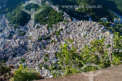  Assunto: Vista geral da Favela da Rocinha a partir do Morro Dois Irmãos / Local: São Conrado - Rio de Janeiro (RJ) - Brasil / Data: 02/2014 