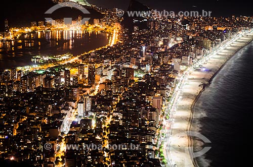  Assunto: Vista da Lagoa - à esquerda - e de Leblon e Ipanema - à direita - a partir do Morro Dois Irmãos / Local: Rio de Janeiro (RJ) - Brasil / Data: 02/2014 