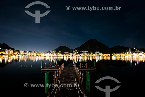  Assunto: Lagoa Rodrigo de Freitas à noite / Local: Lagoa - Rio de Janeiro (RJ) - Brasil / Data: 06/2014 