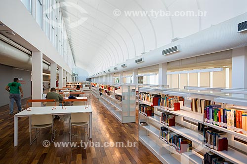  Mesas para leitura no interior da Biblioteca Parque Estadual  - Rio de Janeiro - Rio de Janeiro (RJ) - Brasil
