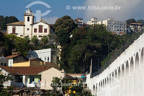  Arcos da Lapa com Convento de Santa Teresa (Carmelitas Descalças) ao fundo  - Rio de Janeiro - Rio de Janeiro (RJ) - Brasil
