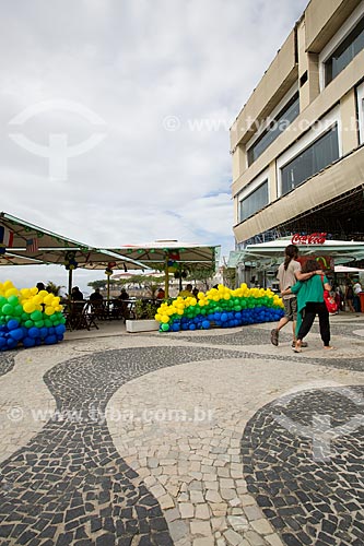  Decoração de quiosque na orla da Praia de Copacabana - Posto 6 - durante a Copa do Mundo no Brasil  - Rio de Janeiro - Rio de Janeiro (RJ) - Brasil