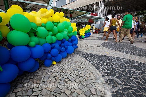  Decoração de quiosque na orla da Praia de Copacabana - Posto 6 - durante a Copa do Mundo no Brasil  - Rio de Janeiro - Rio de Janeiro (RJ) - Brasil