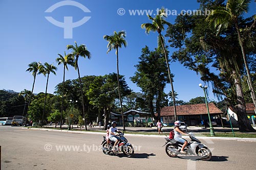  Motocicletas em rua de Tinguá  - Nova Iguaçu - Rio de Janeiro (RJ) - Brasil