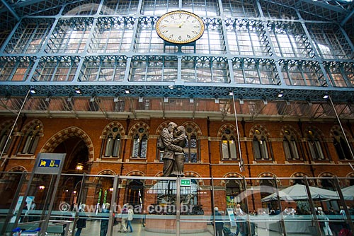  Escultura The Meeting Place (2013) na Estação Ferroviária Saint Pancras (1868) - também conhecida como St Pancras International  - Londres - Grande Londres - Inglaterra