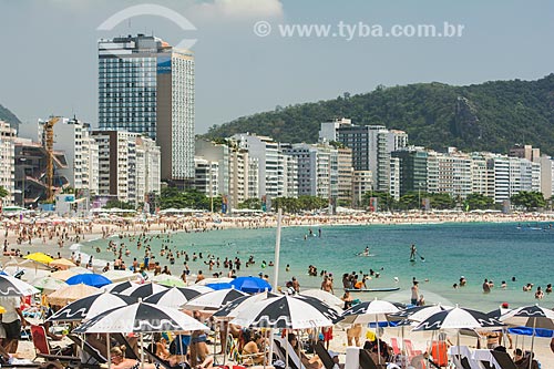  Banhistas na Praia de Copacabana
  - Rio de Janeiro - Rio de Janeiro (RJ) - Brasil