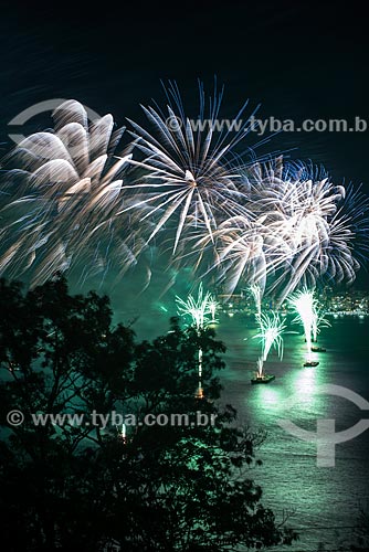  Fogos de artifício na Praia de Copacabana durante o réveillon 2014  - Rio de Janeiro - Rio de Janeiro (RJ) - Brasil