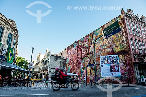  Mural de grafite na Rua do Lavradio  - Rio de Janeiro - Rio de Janeiro (RJ) - Brasil