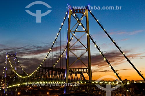  Pôr do sol na Ponte Hercílio Luz (1926)  - Florianópolis - Santa Catarina (SC) - Brasil