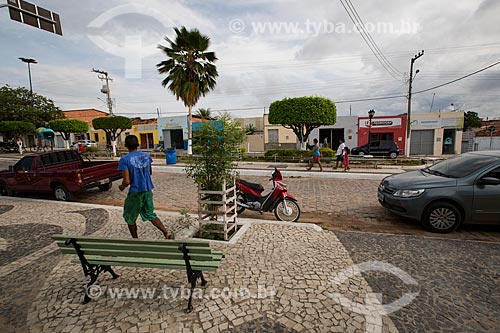  Veículos estacionados na Rua Jeremias Pereira  - Nova Olinda - Ceará (CE) - Brasil