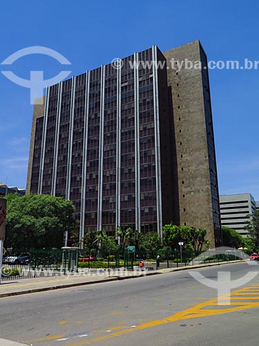  Vista geral do prédio da Secretaria da Receita Federal do Brasil em Porto Alegre - também conhecido como Chocolatão  - Porto Alegre - Rio Grande do Sul (RS) - Brasil