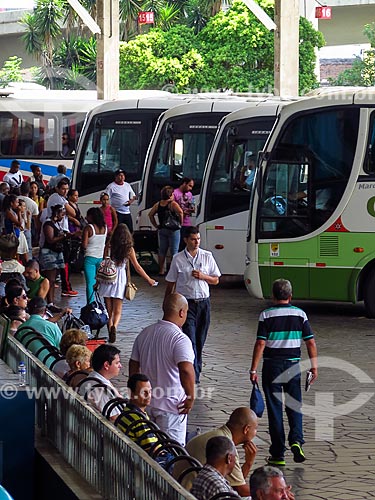  Passageiros na Estação Rodoviária de Porto Alegre  - Porto Alegre - Rio Grande do Sul (RS) - Brasil