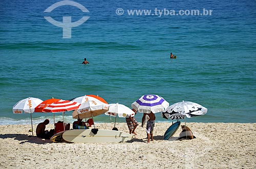  Surfistas na Praia da Barra da Tijuca  - Rio de Janeiro - Rio de Janeiro (RJ) - Brasil