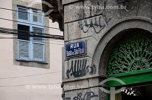  Placa em casario da Rua Barão de São Félix  - Rio de Janeiro - Rio de Janeiro (RJ) - Brasil