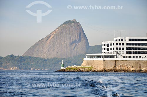  Fachada da Escola Naval com o Pão de Açúcar ao fundo  - Rio de Janeiro - Rio de Janeiro (RJ) - Brasil