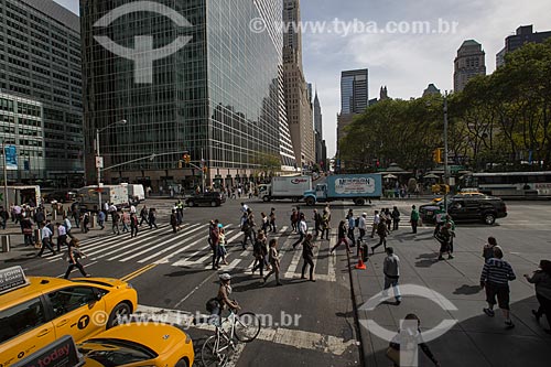  Cruzamento da 42st com a 6th Avenida  - Cidade de Nova Iorque - Nova Iorque - Estados Unidos