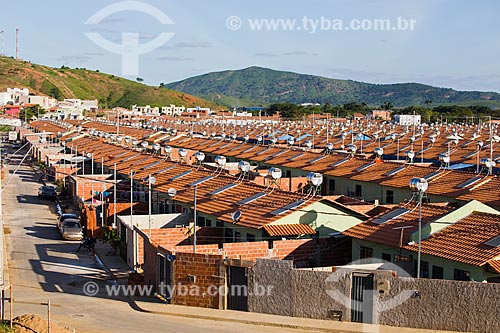  Conjunto habitacional com sistema de aquecimento de água por energia solar  - Governador Valadares - Minas Gerais (MG) - Brasil