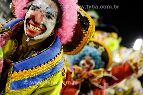  Desfile do Grêmio Recreativo Escola de Samba Unidos de Padre Miguel - Foliões - Enredo 2015 - O Cavaleiro Armorial mandacariza o carnaval  - Rio de Janeiro - Rio de Janeiro (RJ) - Brasil