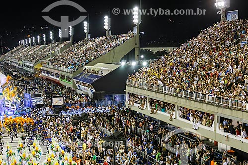  Público durante o desfile do Grêmio Recreativo Escola de Samba Portela  - Rio de Janeiro - Rio de Janeiro (RJ) - Brasil