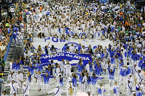  Desfile do Grêmio Recreativo Escola de Samba Portela - Foliões - Enredo 2015 - ImagináRIO: 450 janeiros de uma cidade surreal  - Rio de Janeiro - Rio de Janeiro (RJ) - Brasil