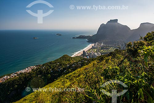  Vista de casas na favela da Rocinha e São Conrado a partir do Morro Dois Irmãos  - Rio de Janeiro - Rio de Janeiro (RJ) - Brasil