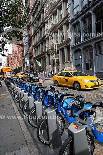  Bicicletas públicas - para aluguel - no bairro de Soho  - Cidade de Nova Iorque - Nova Iorque - Estados Unidos
