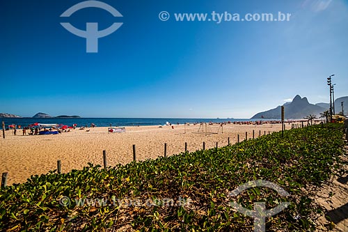  Praia de Ipanema com o Morro Dois Irmãos ao fundo  - Rio de Janeiro - Rio de Janeiro (RJ) - Brasil