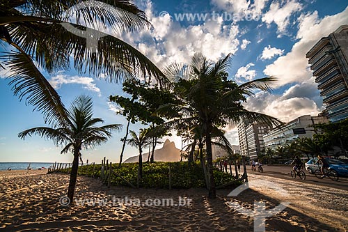  Praia de Ipanema com o Morro Dois Irmãos ao fundo  - Rio de Janeiro - Rio de Janeiro (RJ) - Brasil