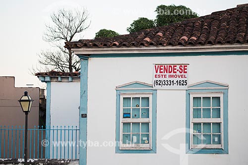  Casario com placa de venda  - Pirenópolis - Goiás (GO) - Brasil