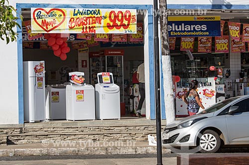  Loja de eletrodomésticos na Avenida Prefeito Sizenando Jayme  - Pirenópolis - Goiás (GO) - Brasil