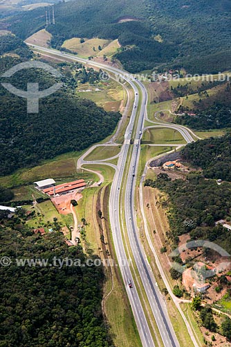  Foto aérea da Rodovia Dom Pedro I (SP-065)  - Nazaré Paulista - São Paulo (SP) - Brasil