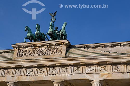  Detalhe do Portão de Brandemburgo (século XVIII)  - Berlim - Berlim - Alemanha