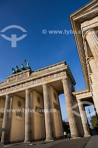  Portão de Brandemburgo (século XVIII)  - Berlim - Berlim - Alemanha