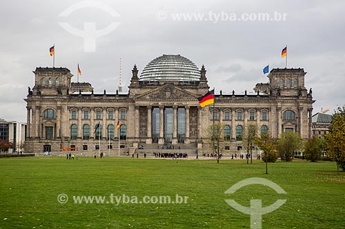  Vista geral do Palácio do Reichstag (1894) - sede do Parlamento Alemão  - Berlim - Berlim - Alemanha