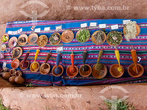  Ervas tradicionais usadas nas comunidades do Vale Sagrado para o tingimento do tecido  - Cusco - Departamento de Cusco - Peru