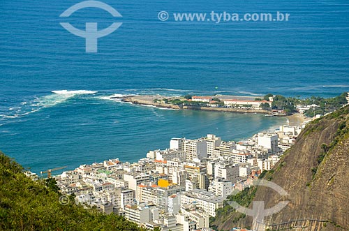  Vista dos prédios de Copacabana com o antigo Forte de Copacabana (1914-1987), atual Museu Histórico do Exército - a partir do Morro dos Cabritos  - Rio de Janeiro - Rio de Janeiro (RJ) - Brasil