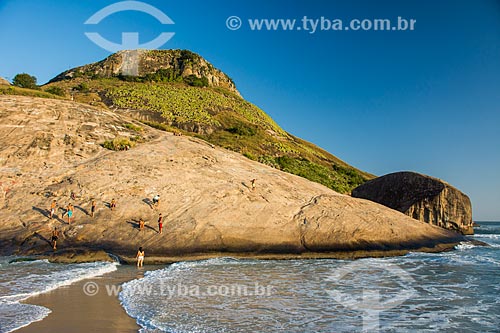  Vista da Pedra do Pontal a partir da Praia da Macumba  - Rio de Janeiro - Rio de Janeiro (RJ) - Brasil