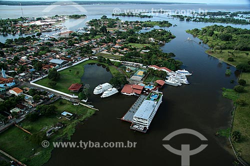  Foto aérea de navio de cruzeiro na cidade de Parintins  - Parintins - Amazonas (AM) - Brasil