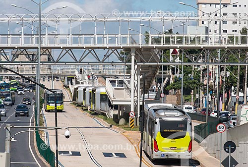  Ônibus no Corredor MOVE Cristiano Machado - Avenida Cristiano Machado  - Belo Horizonte - Minas Gerais (MG) - Brasil