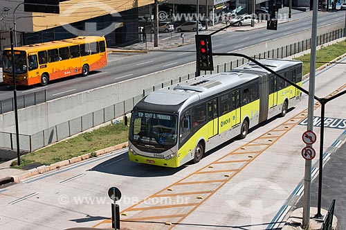  Ônibus articulado no Corredor MOVE Cristiano Machado - Avenida Cristiano Machado  - Belo Horizonte - Minas Gerais (MG) - Brasil