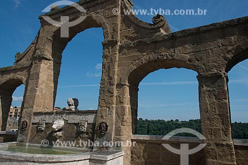  Aqueduto medieval na cidade de Pitigliano  - Pitigliano - Província de Grosseto - Itália