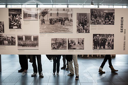  Parte do acervo permanente do Topographie des Terrors (Topografia do Terror) - prédio que abrigou a Gestapo, a polícia secreta nazista, de 1933 a 1945  - Berlim - Berlim - Alemanha