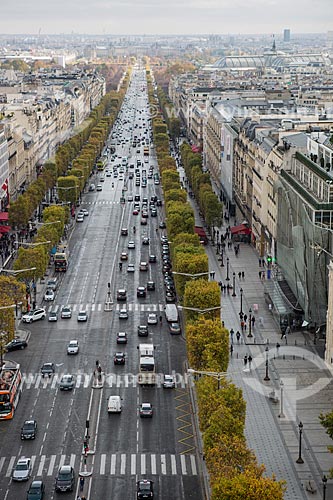  Vista da Avenida Champs-Élysées a partir do Arco do Triunfo  - Paris - Paris - França
