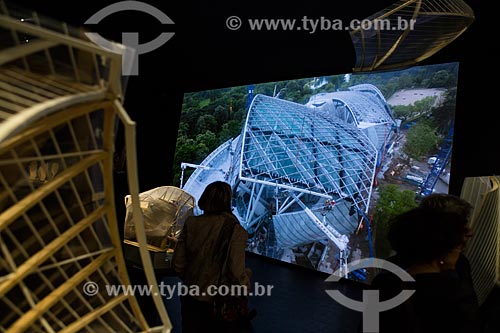  Exposição na Fundação Louis Vuitton  - Paris - Paris - França