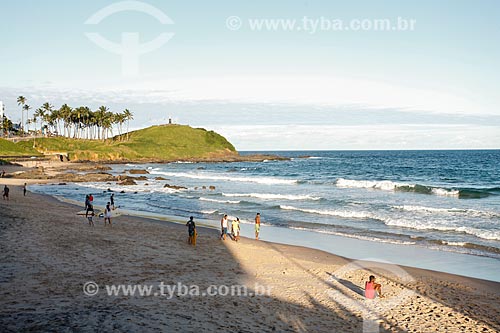  Vista da orla da Praia da Barra com o Morro do Cristo ao fundo  - Salvador - Bahia (BA) - Brasil