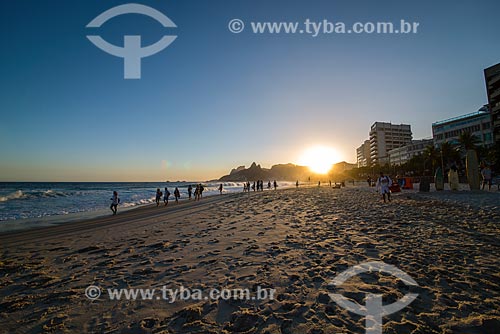  Praia de Ipanema com o Morro Dois Irmãos ao fundo  - Rio de Janeiro - Rio de Janeiro (RJ) - Brasil