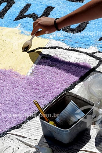  Tapete de sal para a procissão de Corpus Christi na Avenida Chile  - Rio de Janeiro - Rio de Janeiro (RJ) - Brasil