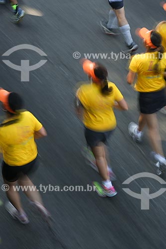  Atletas na Avenida Niemeyer durante a Meia Maratona Internacional do Rio de Janeiro  - Rio de Janeiro - Rio de Janeiro (RJ) - Brasil