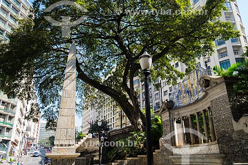  Vista do Obelisco do Piques (1814) no Largo da Memória  - São Paulo - São Paulo (SP) - Brasil