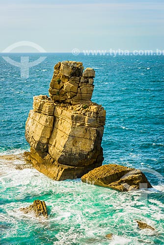  Detalhe da formação rochosa conhecida como Nau dos Corvos no Cabo Carvoeiro  - Concelho de Peniche - Distrito de Leiria - Portugal